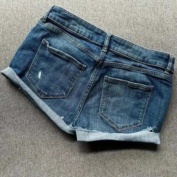 DL1961 Karlie Boyfriend Mini Short Size 26 - Picture 3 of 5